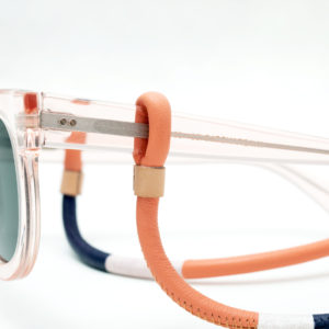 PULL DOWN THE SHADES Eyewear Strap